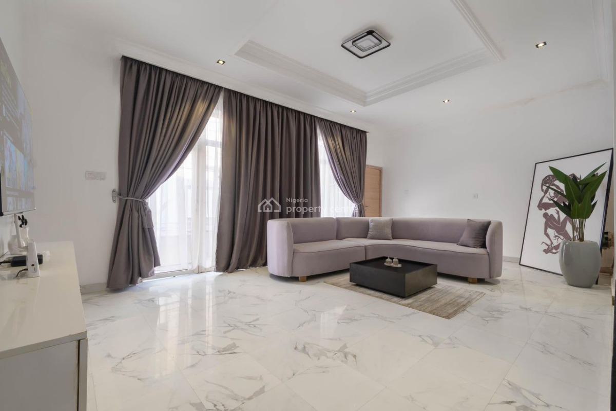 Luxury 1 Bedroom Apartment with Ps5 and Snooker Board, Lekki Phase 1, Lekki, Lagos, Mini Flat (room and Parlour) Short Let