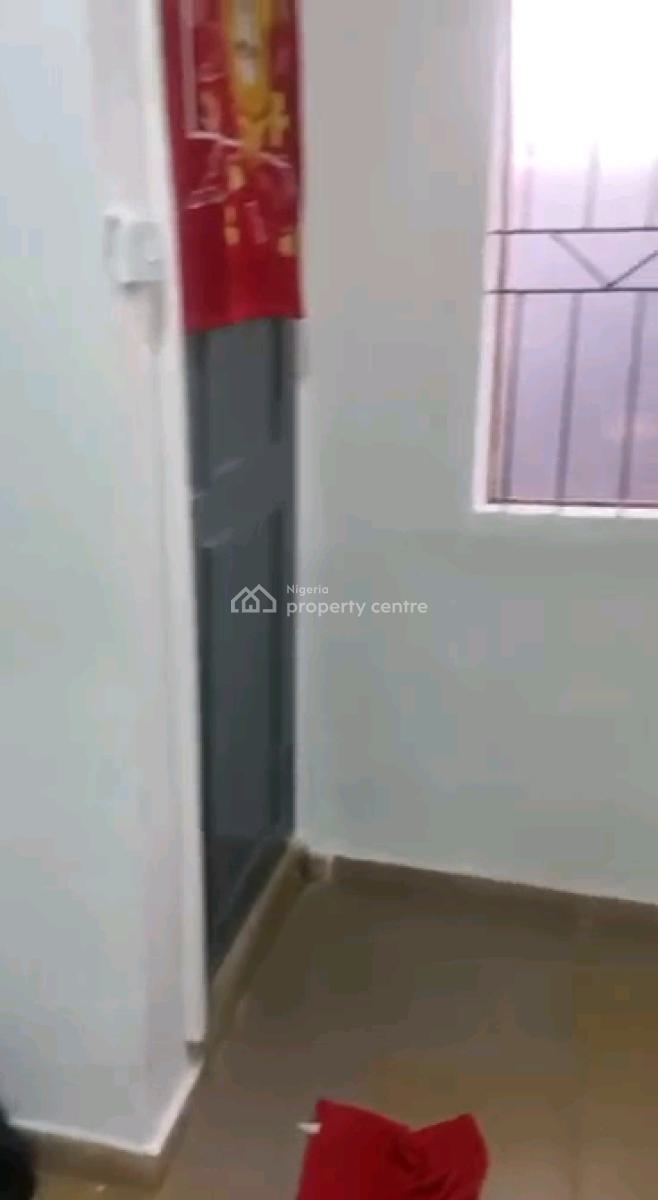 Standard and Executive Mini Flat in a Gated Compound., Makoko, Adekunle Axis, Alagomeji, Yaba, Lagos, Mini Flat (room and Parlour) for Rent