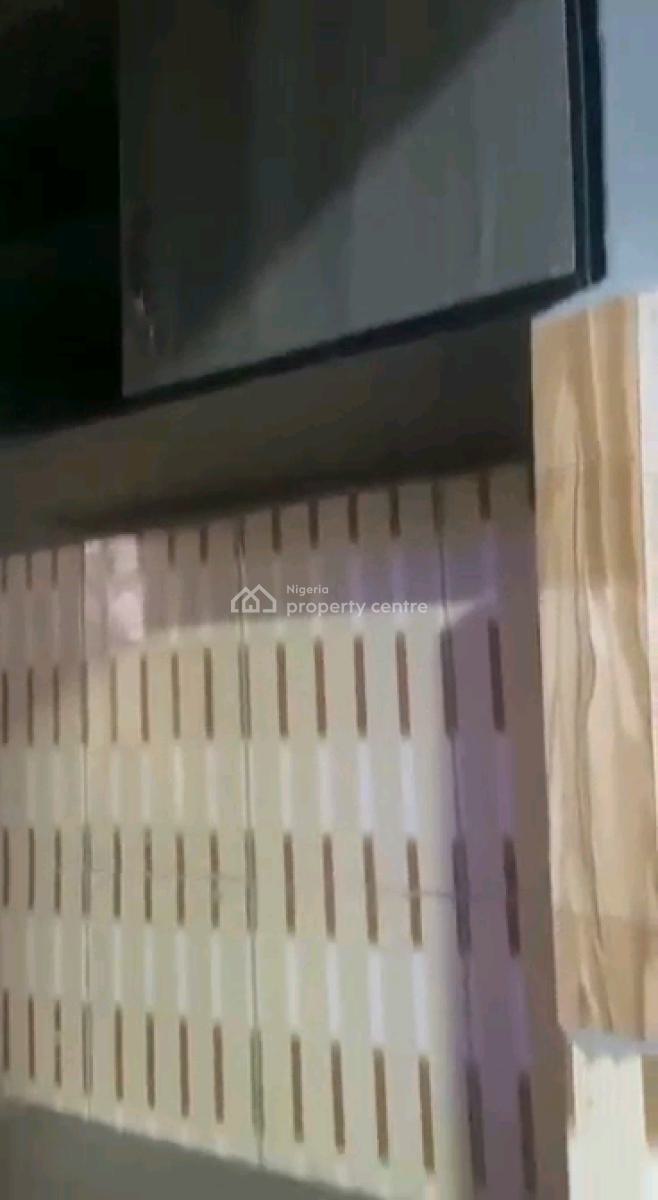 Standard and Executive Mini Flat in a Gated Compound., Makoko, Adekunle Axis, Alagomeji, Yaba, Lagos, Mini Flat (room and Parlour) for Rent