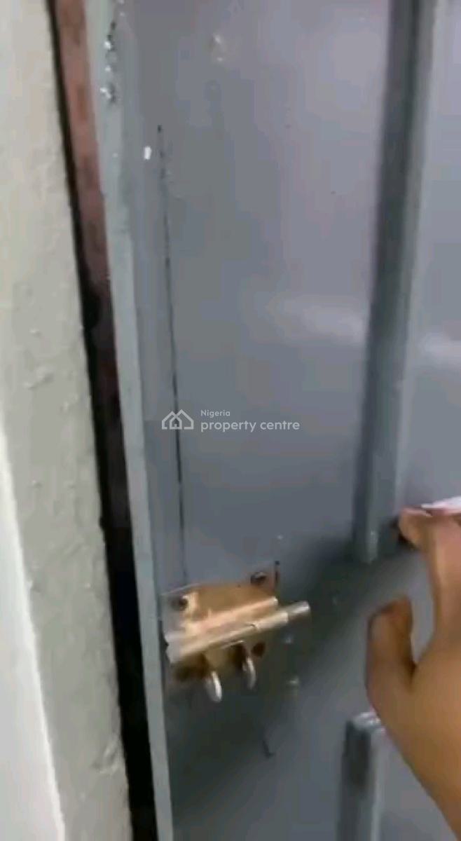 Standard and Executive Mini Flat in a Gated Compound., Makoko, Adekunle Axis, Alagomeji, Yaba, Lagos, Mini Flat (room and Parlour) for Rent