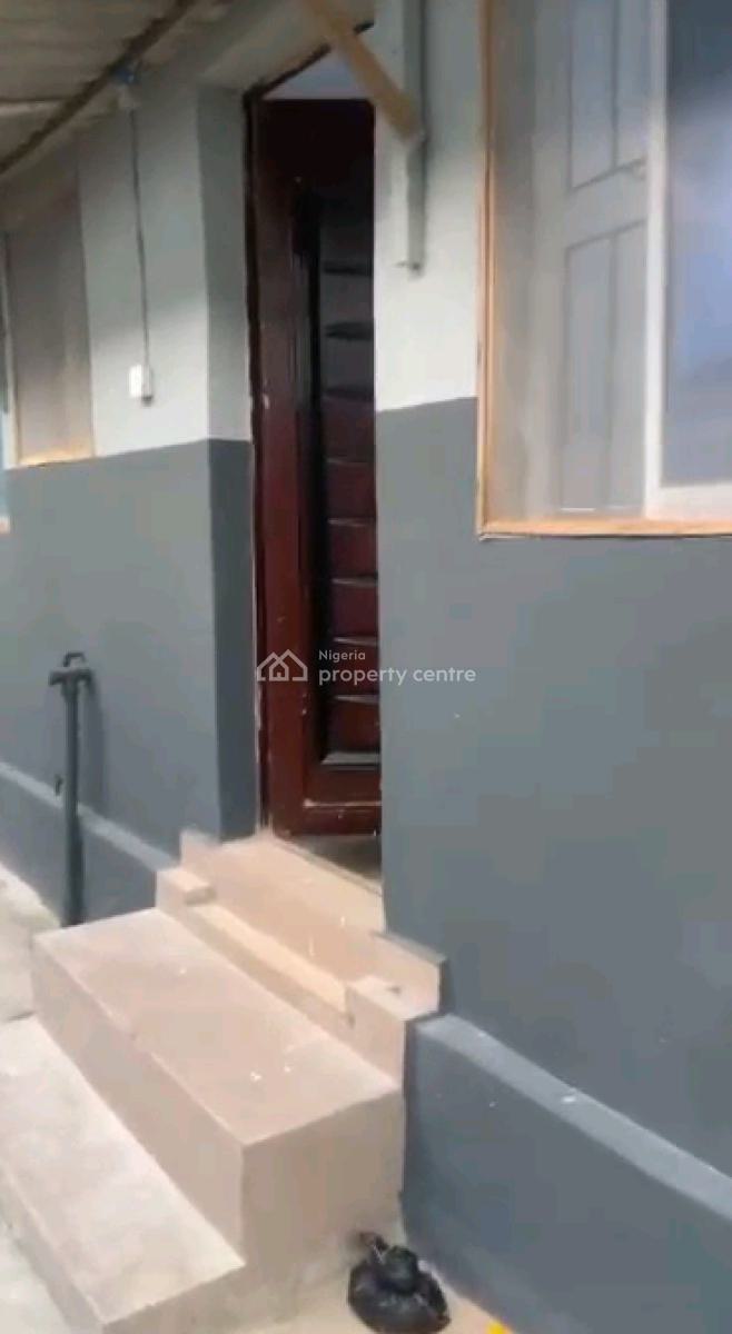 Standard and Executive Mini Flat in a Gated Compound., Makoko, Adekunle Axis, Alagomeji, Yaba, Lagos, Mini Flat (room and Parlour) for Rent