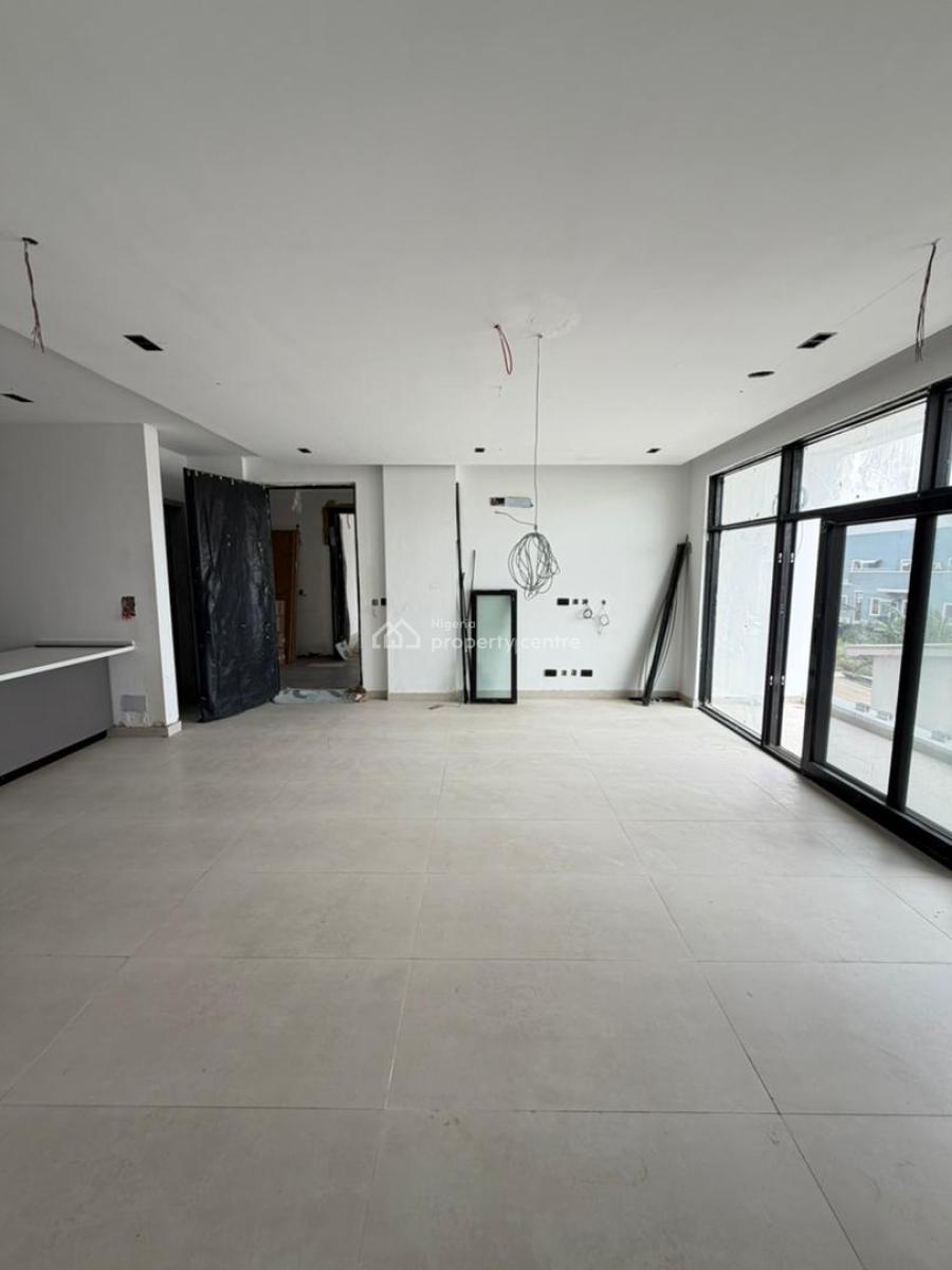 Tastefully Finished 2 Bedroom Flat ( Serviced), Lekki Phase 1, Lekki, Lagos, Flat / Apartment for Sale