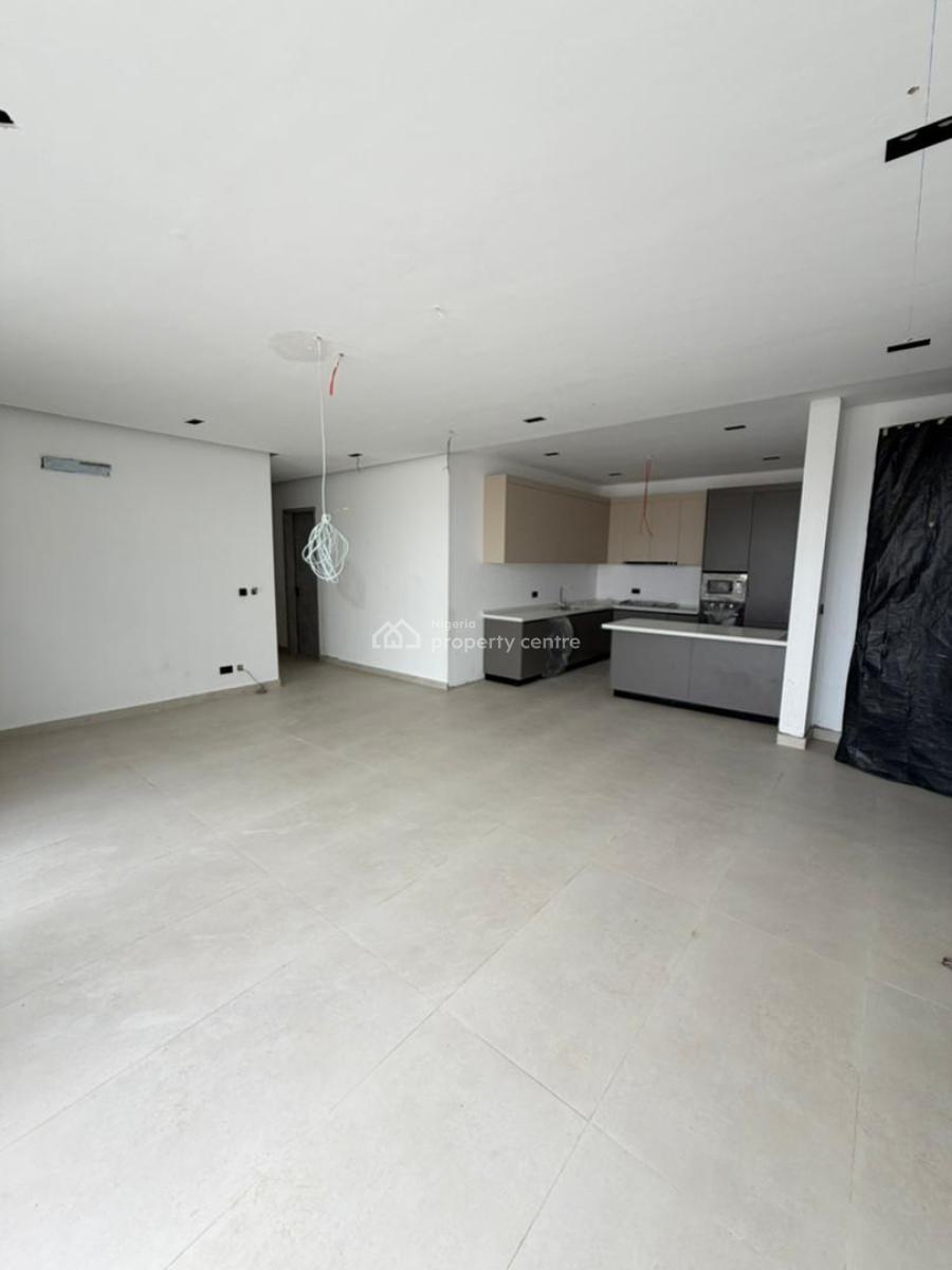 Tastefully Finished 2 Bedroom Flat ( Serviced), Lekki Phase 1, Lekki, Lagos, Flat / Apartment for Sale