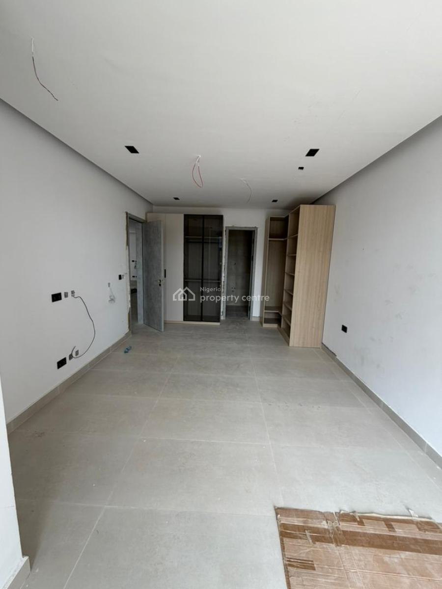 Tastefully Finished 2 Bedroom Flat ( Serviced), Lekki Phase 1, Lekki, Lagos, Flat / Apartment for Sale