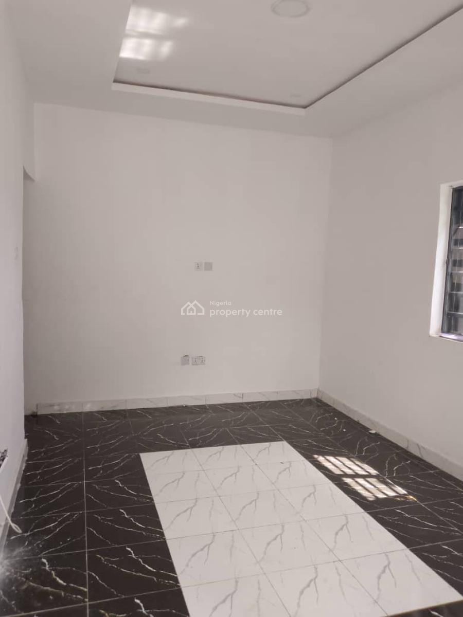 Spacious Mini Flat (downstairs), Ogogoro Palace, Ogunfayo, Eputu, Ibeju-lekki, Ajah, Lagos, Mini Flat (room and Parlour) for Rent