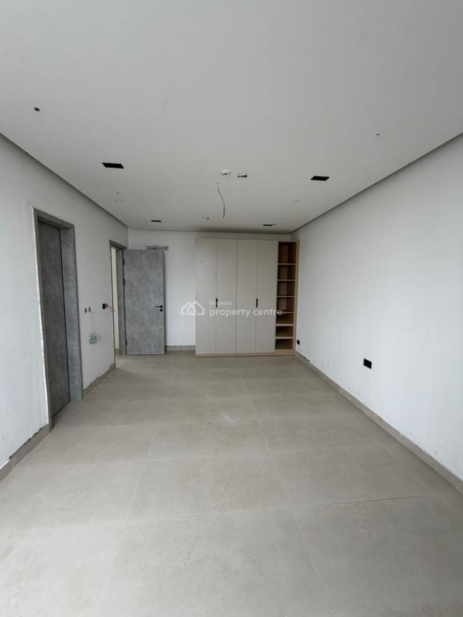 Tastefully Finished 3 Bedroom Flat ( Serviced), Lekki Phase 1, Lekki, Lagos, Flat / Apartment for Sale