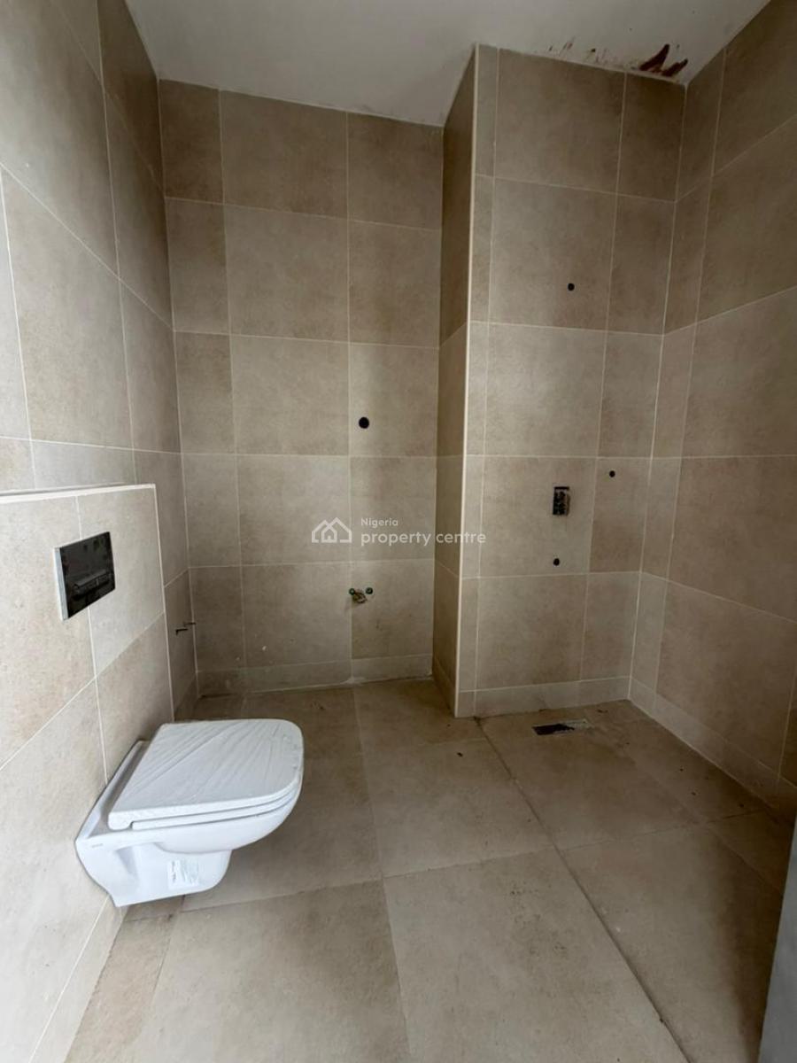 Tastefully Finished 3 Bedroom Flat ( Serviced), Lekki Phase 1, Lekki, Lagos, Flat / Apartment for Sale