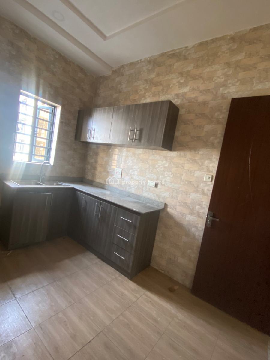 Luxury 2 Bedroom Flat with Prepaid Meter, Chevron, Lekki, Lagos, Flat / Apartment for Rent