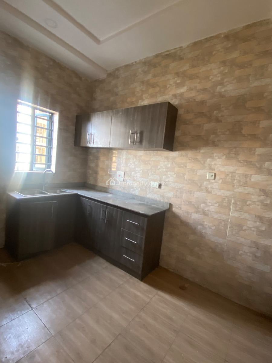 Luxury 2 Bedroom Flat with Prepaid Meter, Chevron, Lekki, Lagos, Flat / Apartment for Rent