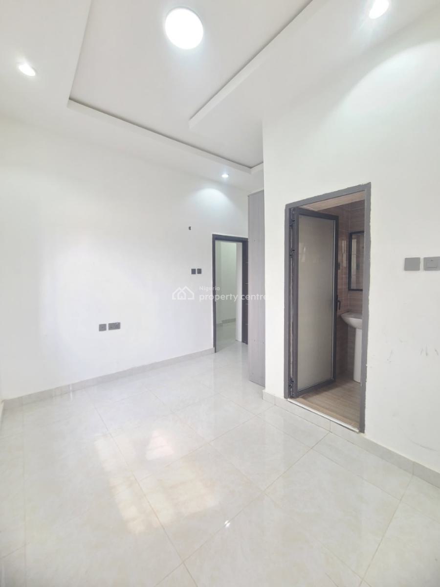 Beautiful and Standard 2 Bedroom Flat, Greenville Estate, Badore, Ajah, Lagos, Flat / Apartment for Rent