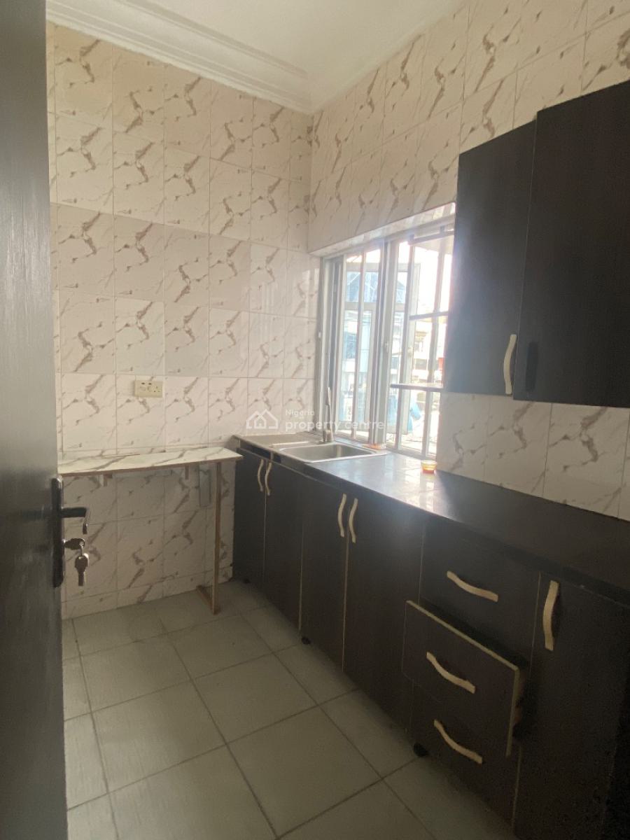 Lovely Sharp 2 Bedroom Flat with Inverter, Chevron, Lekki, Lagos, Flat / Apartment for Rent