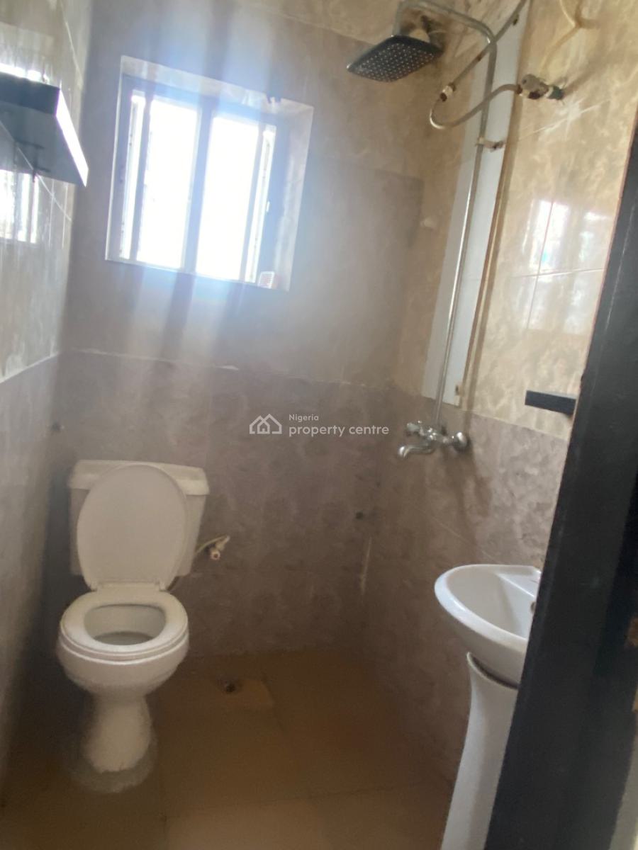 Lovely Sharp 2 Bedroom Flat with Inverter, Chevron, Lekki, Lagos, Flat / Apartment for Rent