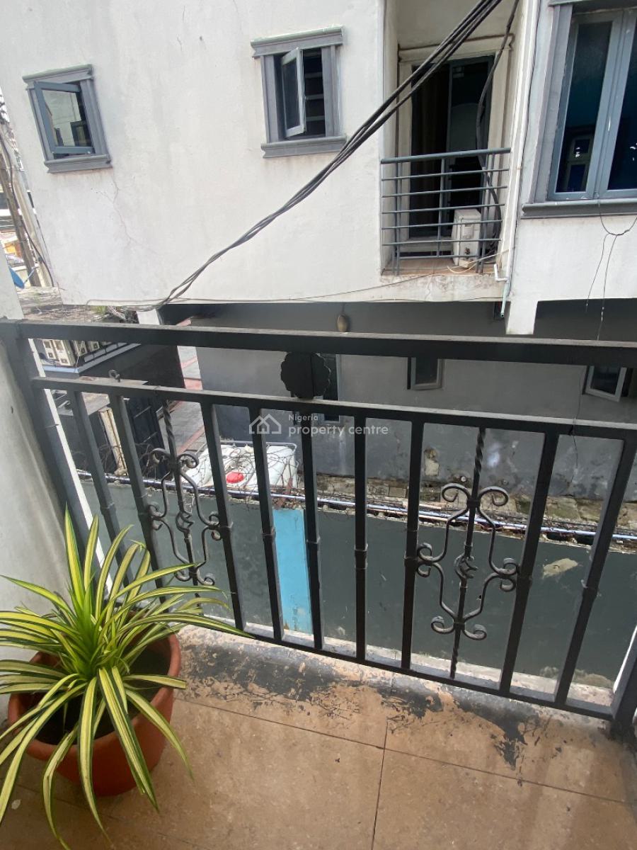 Lovely Sharp 2 Bedroom Flat with Inverter, Chevron, Lekki, Lagos, Flat / Apartment for Rent