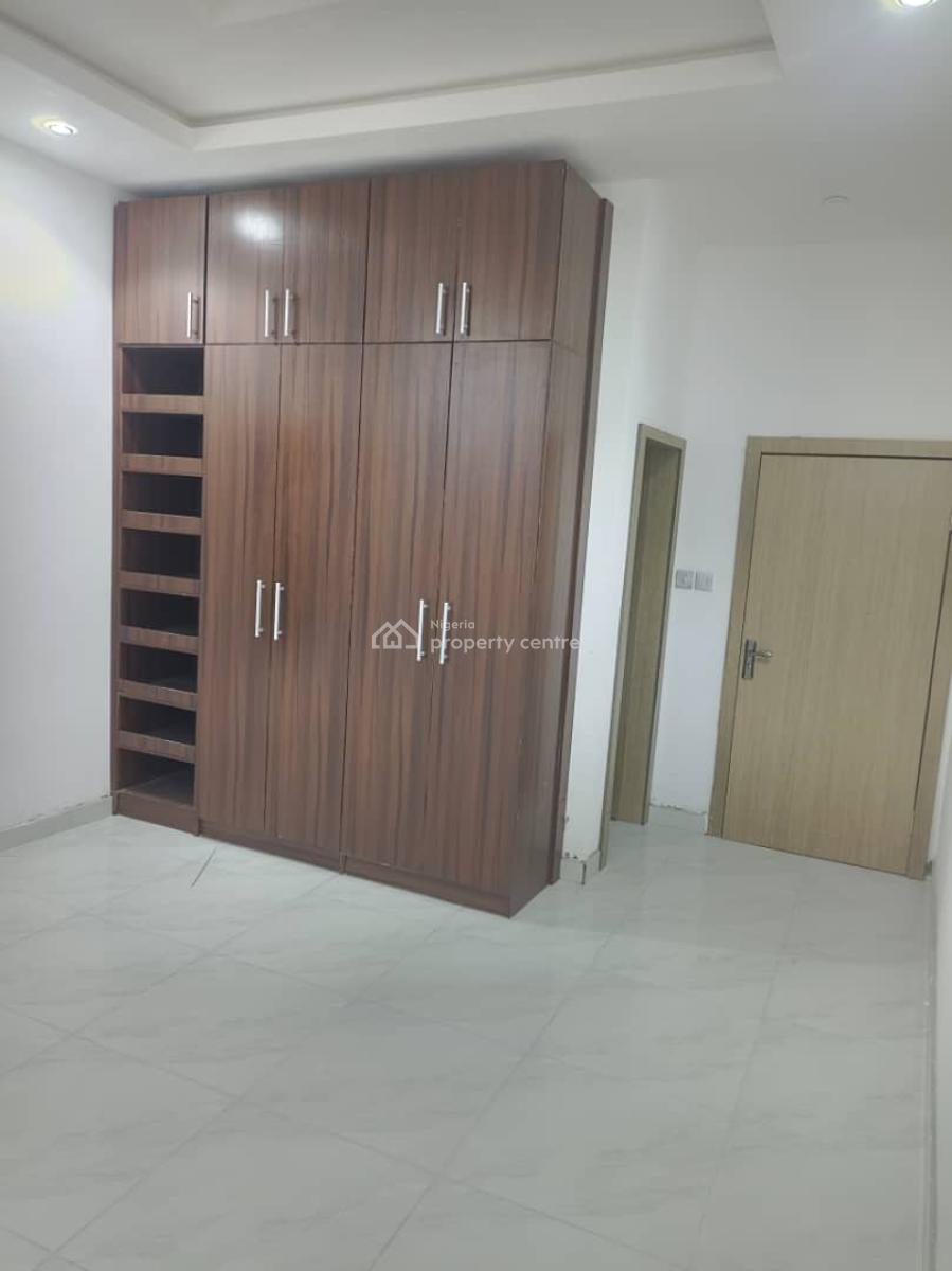 Luxury 2 Bedroom Flat, Abraham Adesanya, Ajah, Lagos, Flat / Apartment for Rent