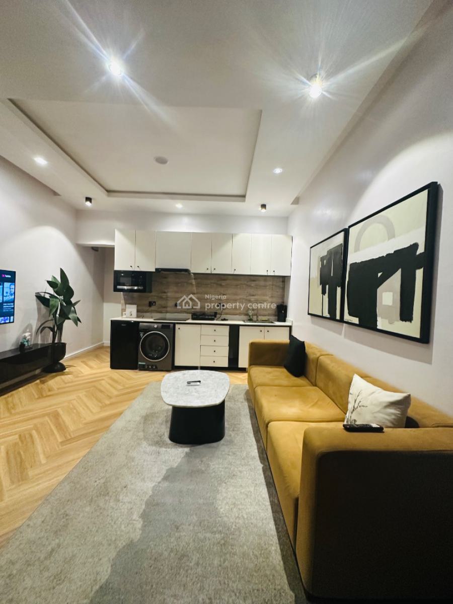 Nicely Built 1 Bedroom Apartment, Lekki Phase 1, Lekki, Lagos, Flat / Apartment Short Let