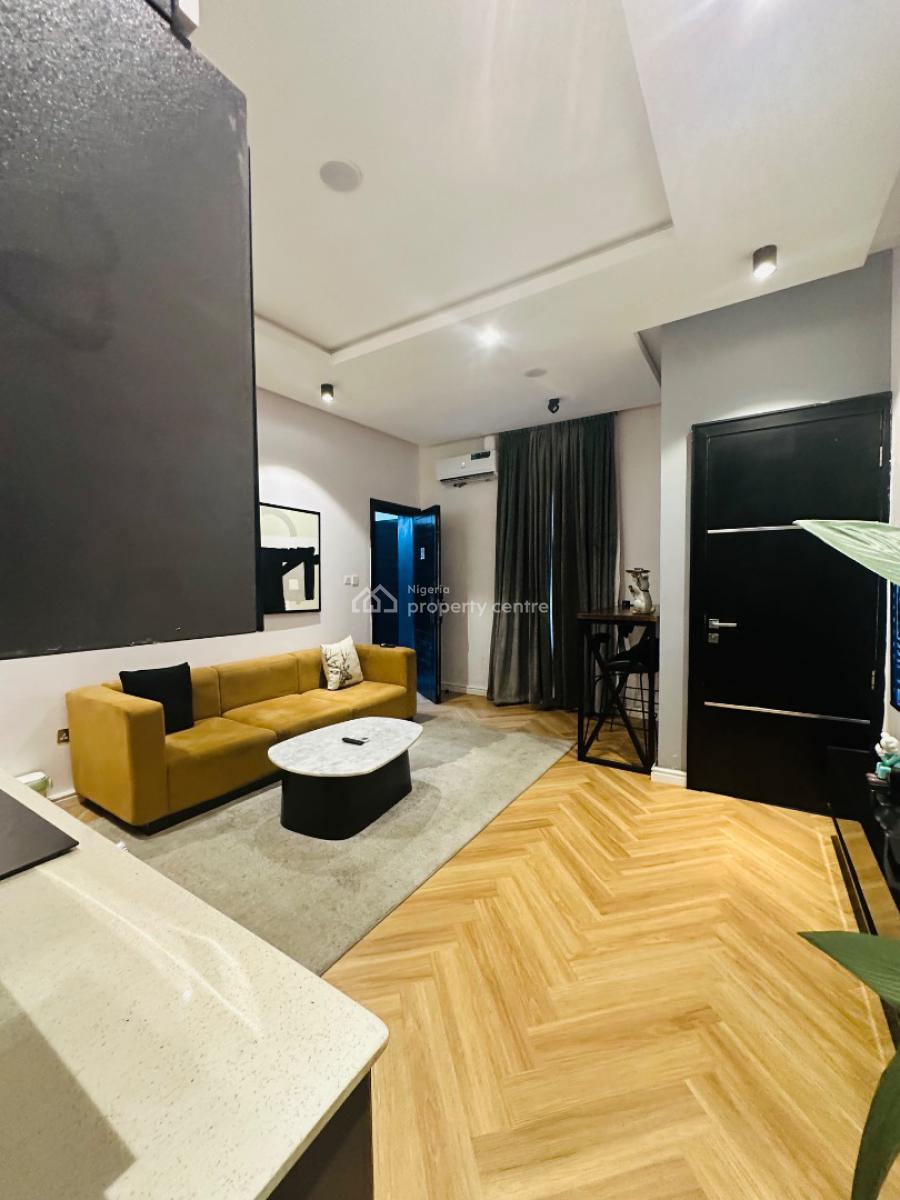 Nicely Built 1 Bedroom Apartment, Lekki Phase 1, Lekki, Lagos, Flat / Apartment Short Let