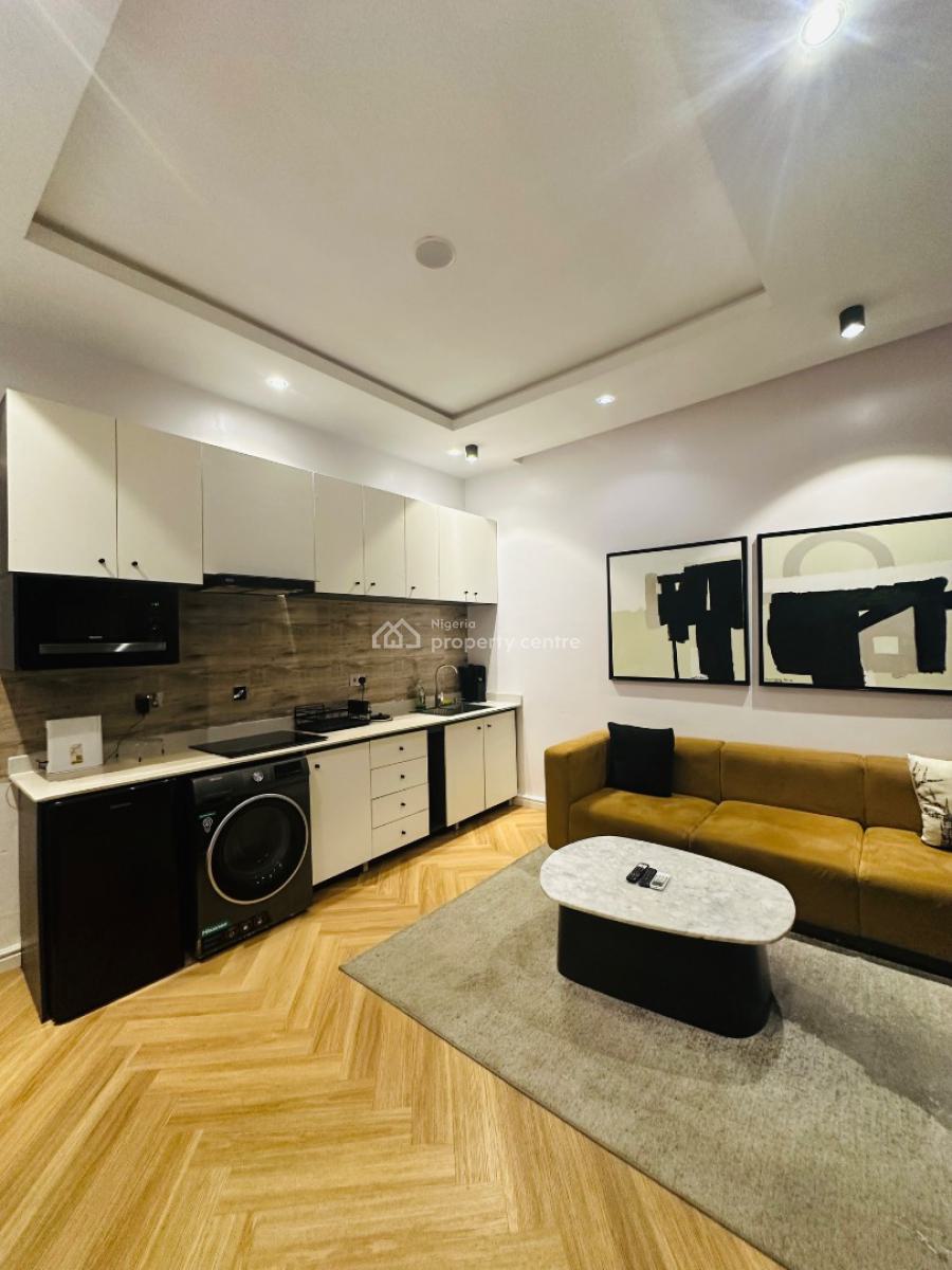 Nicely Built 1 Bedroom Apartment, Lekki Phase 1, Lekki, Lagos, Flat / Apartment Short Let