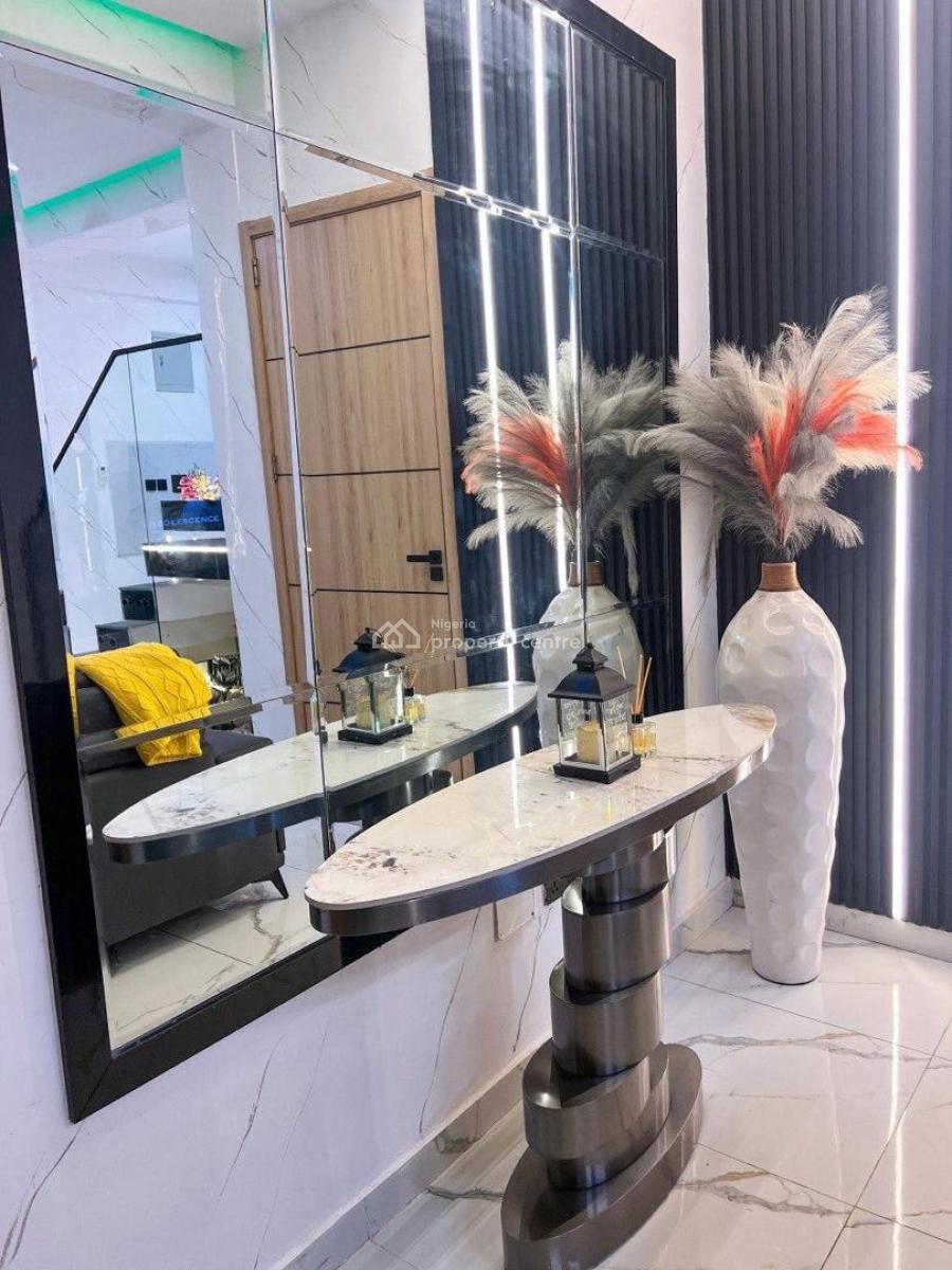 Luxury 2 Bedroom Apartment with Ps5, Snooker, Tennis & Balcony, Lekki Phase 1, Lekki, Lagos, Flat / Apartment Short Let