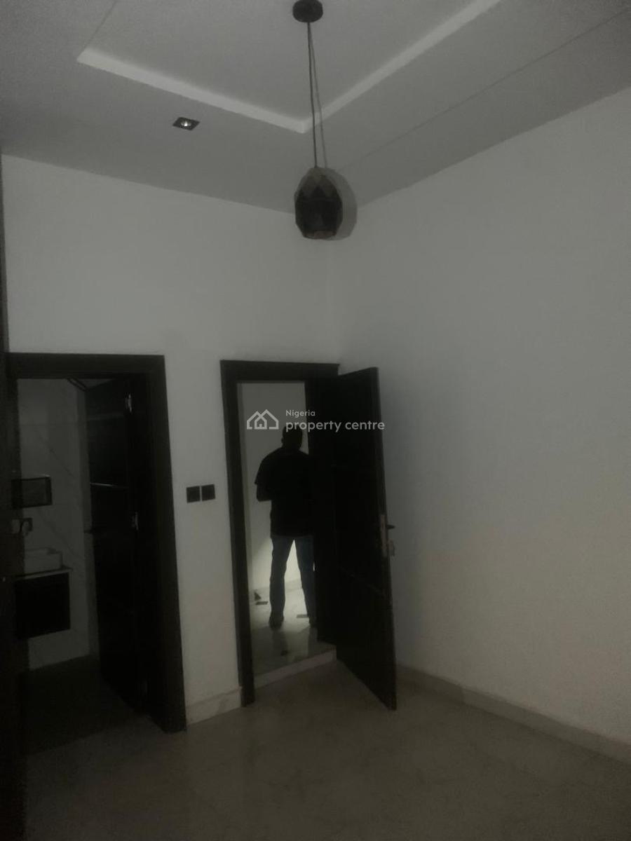 Newly Finished &  Spacious  3 Bedroom Flat with Bq, Wuye-dakibyu, Wuye, Abuja, Terraced Duplex for Rent
