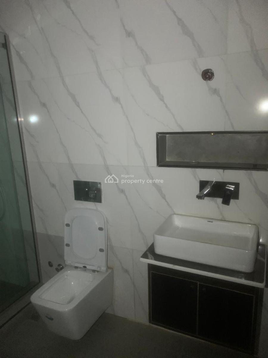 Newly Finished &  Spacious  3 Bedroom Flat with Bq, Wuye-dakibyu, Wuye, Abuja, Terraced Duplex for Rent