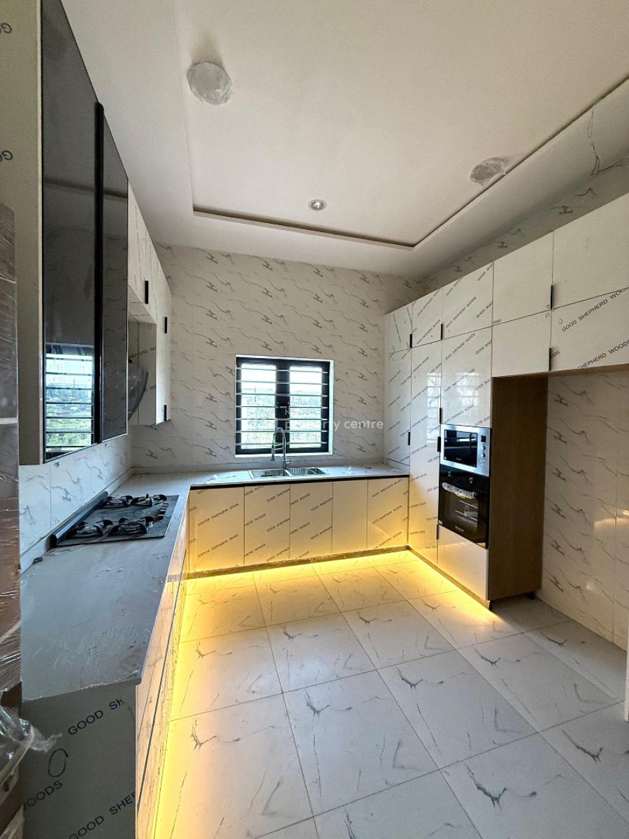 4 Bedroom Terrace Duplex, Guzape District, Abuja, Terraced Duplex for Sale