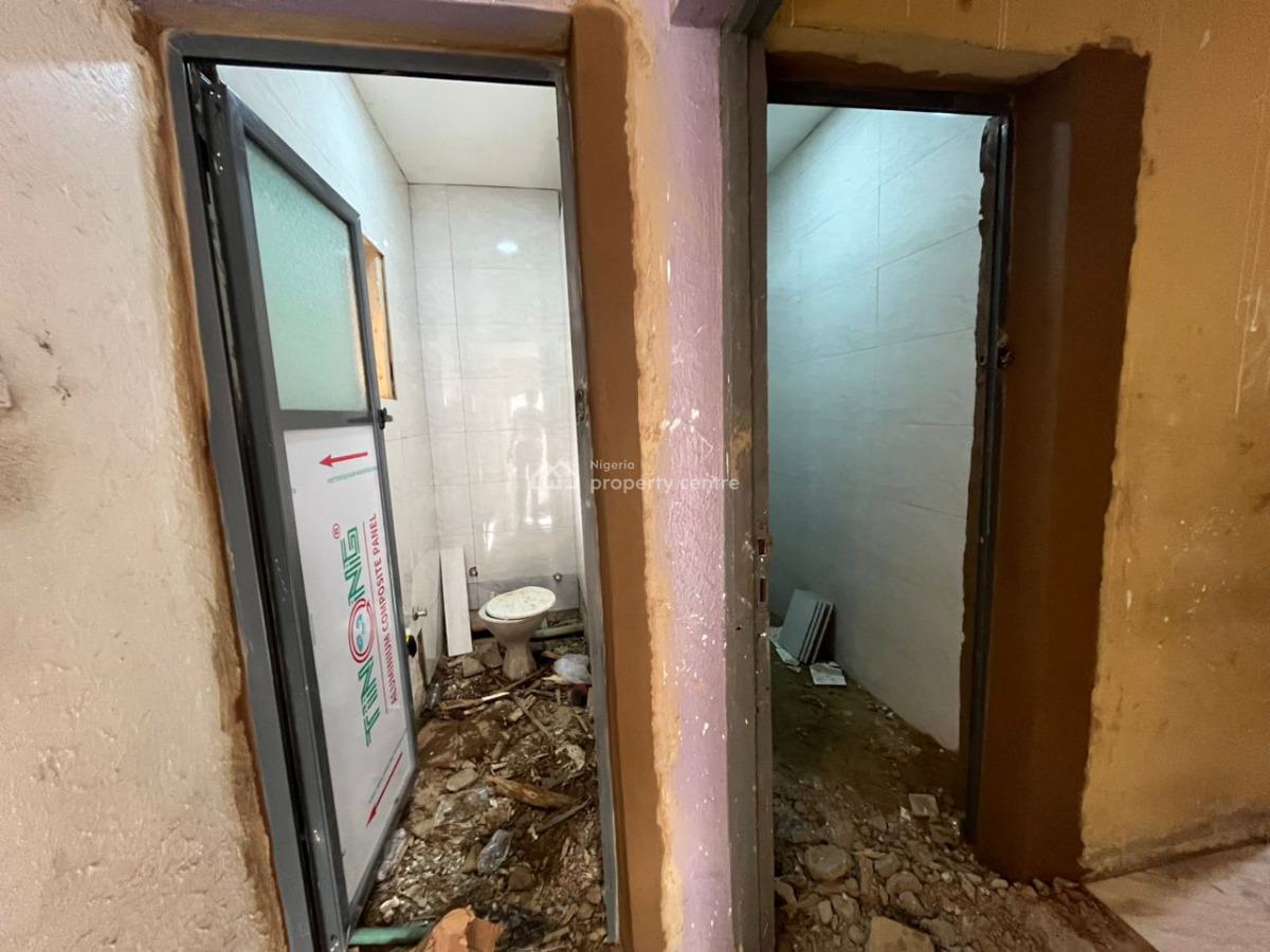 Renovated 4 Bedroom Apartment on The First Floor, Lsdpc Estate, Omole Phase 1, Ikeja, Lagos, Flat / Apartment for Rent