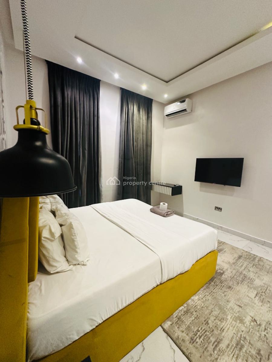 Nicely Built 2 Bedroom Apartment, Lekki Phase 1, Lekki, Lagos, Flat / Apartment Short Let