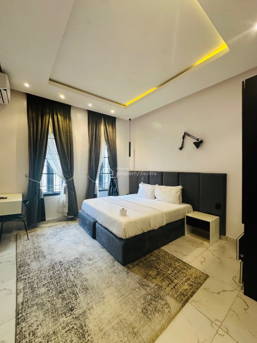 Nicely Built 2 Bedroom Apartment, Lekki Phase 1, Lekki, Lagos, Flat / Apartment Short Let