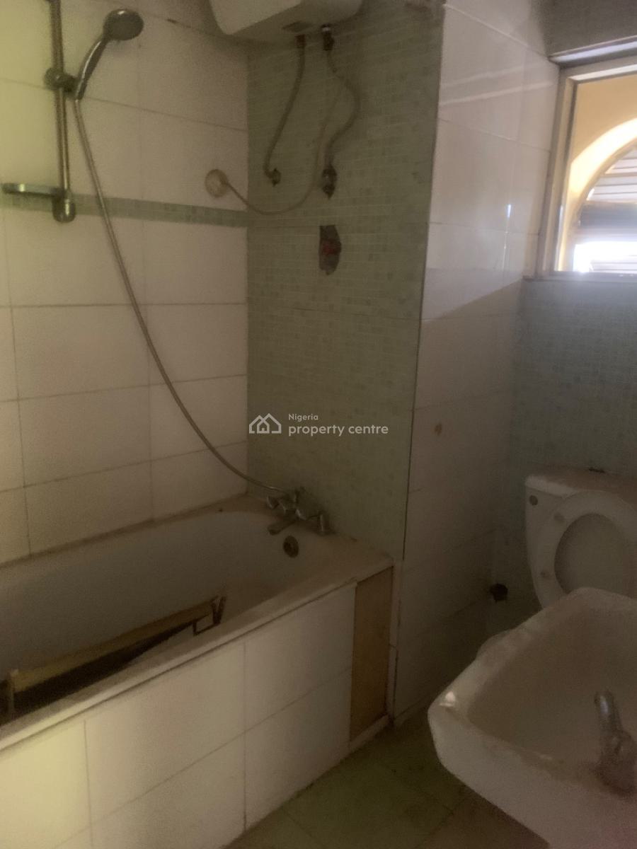 3 Bedroom Apartment with Bq, Close to Promel Hotel, Wuse 2, Abuja, Flat / Apartment for Rent