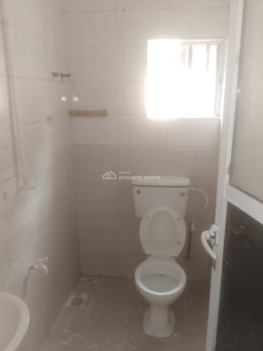 Ground Floor 3 Bedroom Flat with All Rooms Ensuite, Maryland, Lagos, Flat / Apartment for Rent