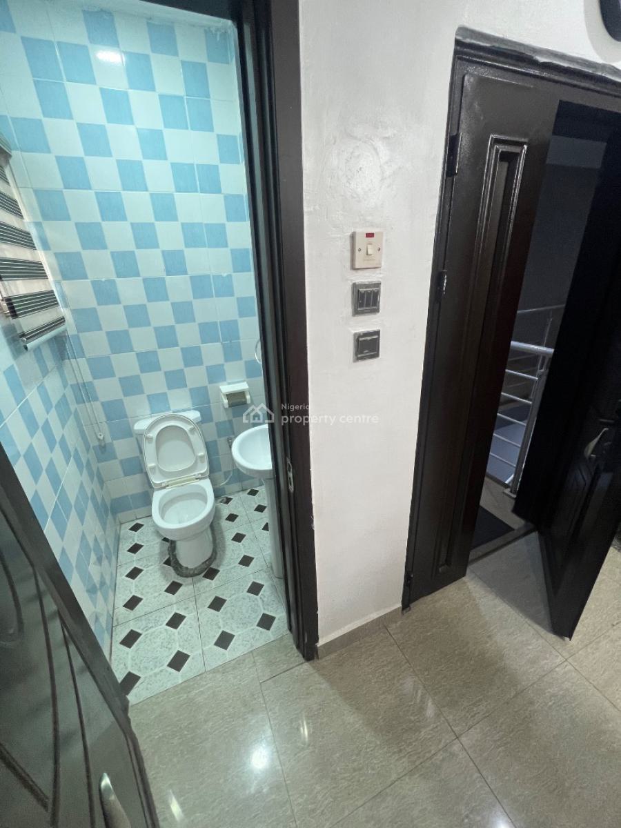 Serviced Luxury 2-bedroom Apartment with Steady Electricity, Lekki Phase 1, Lekki, Lagos, Flat / Apartment for Rent