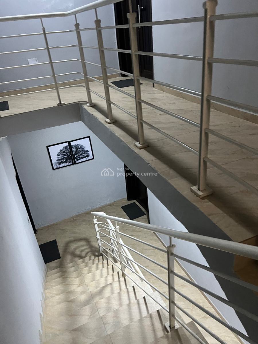 Serviced Luxury 3-bedroom Apartment with Steady Electricity, Lekki Phase 1, Lekki, Lagos, Flat / Apartment for Rent