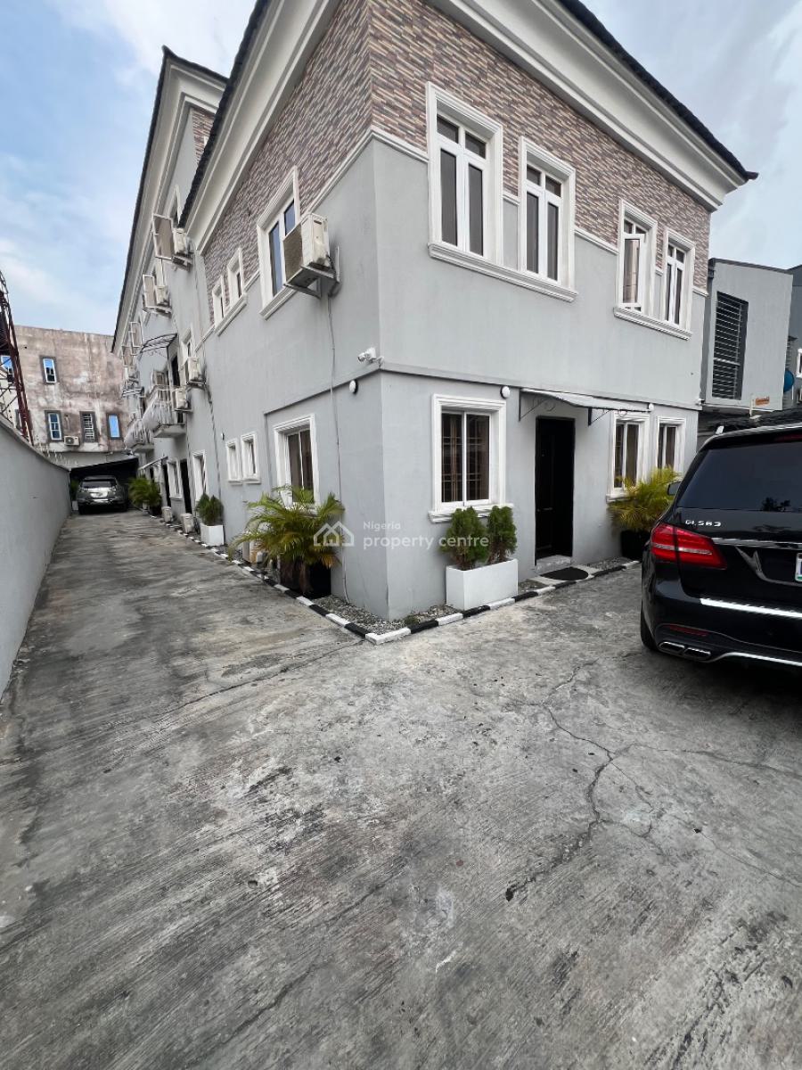Serviced Luxury 3-bedroom Apartment with Steady Electricity, Lekki Phase 1, Lekki, Lagos, Flat / Apartment for Rent