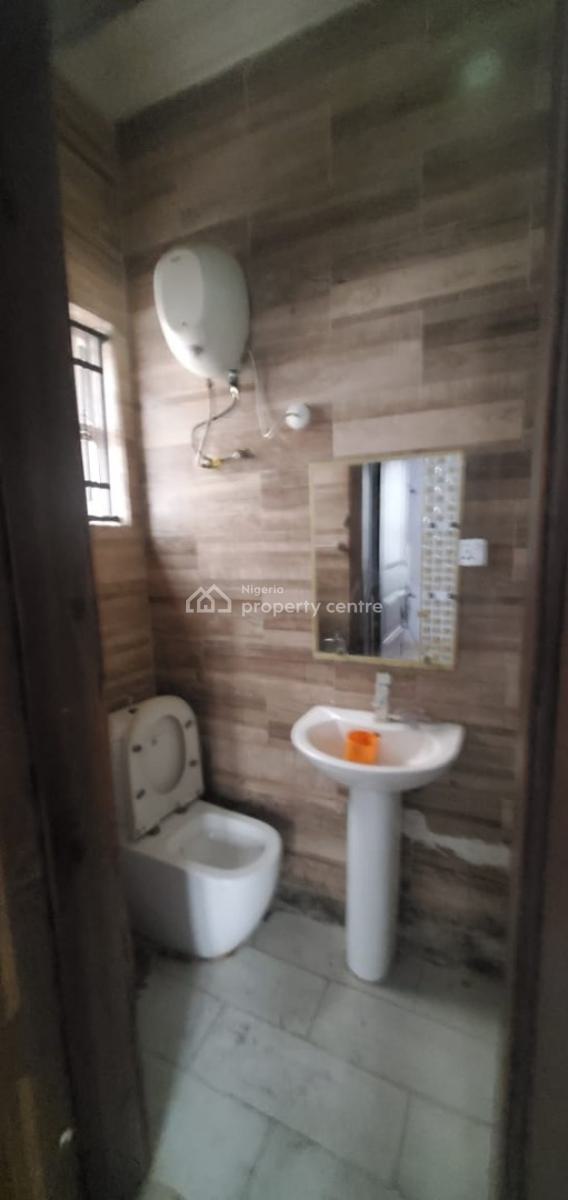 Luxury 5 Bedroom Semi Detached House with Bq in a Gated Estate, String Bay Estate, Ikate Elegushi, Lekki, Lagos, Semi-detached Duplex for Sale