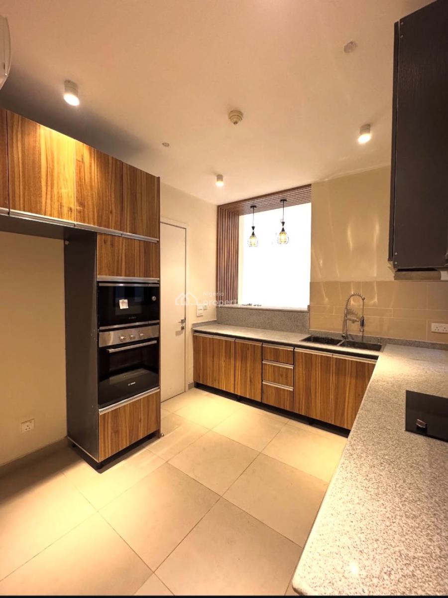 2 Bedroom Apartment + Pool + Gym, Lekki Phase 1, Lekki, Lagos, House for Sale