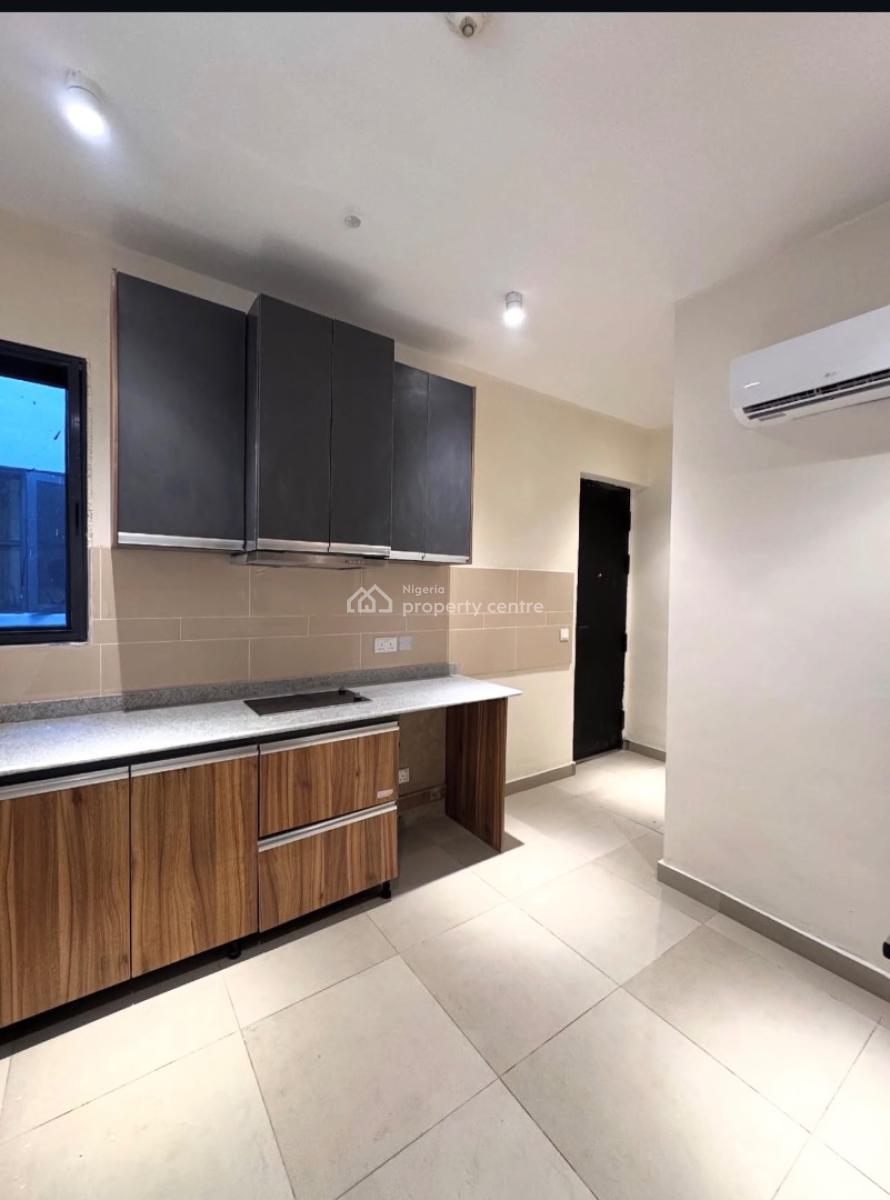2 Bedroom Apartment + Pool + Gym, Lekki Phase 1, Lekki, Lagos, House for Sale