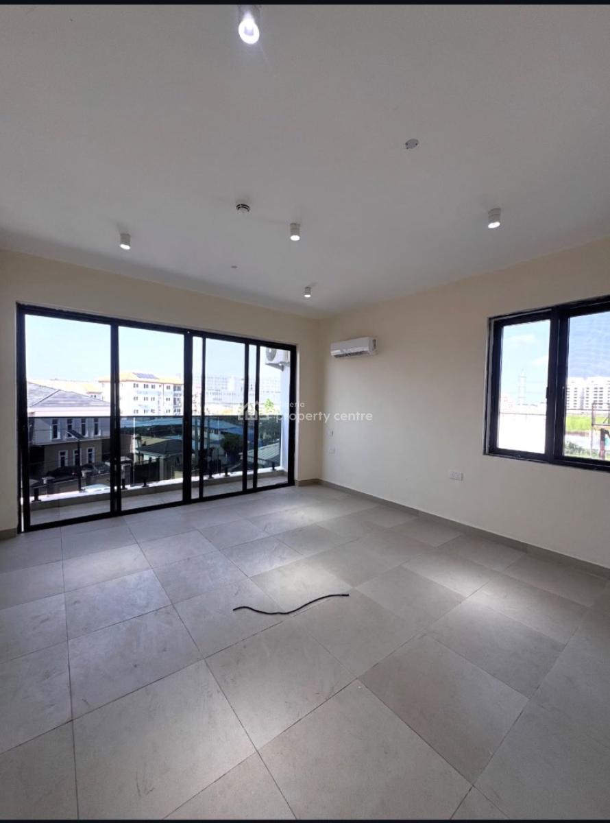 2 Bedroom Apartment + Pool + Gym, Lekki Phase 1, Lekki, Lagos, House for Sale