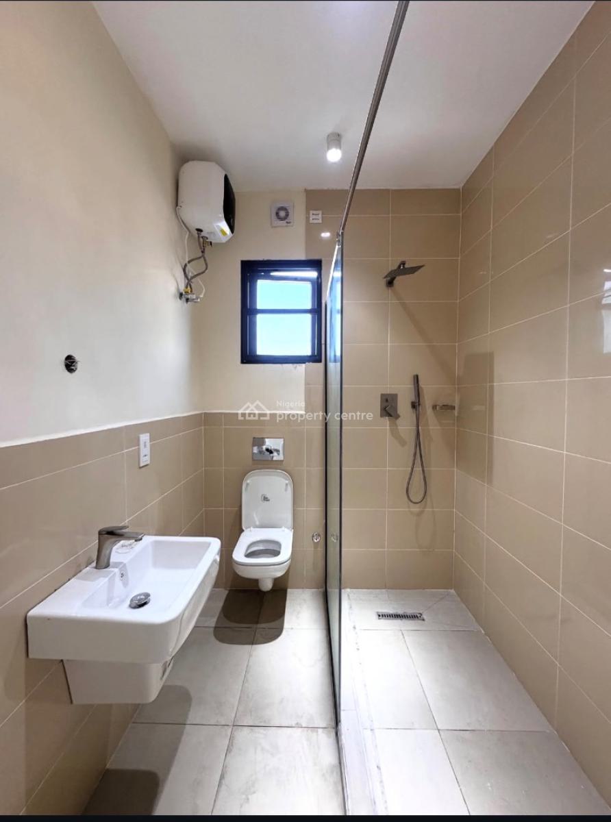 2 Bedroom Apartment + Pool + Gym, Lekki Phase 1, Lekki, Lagos, House for Sale