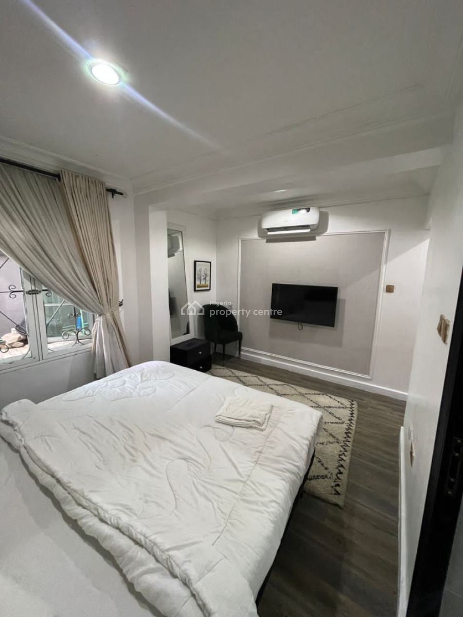 Fully Furnished 3 Bedroom Flat with Bq, Lekki Phase 1, Lekki, Lagos, Flat / Apartment for Rent