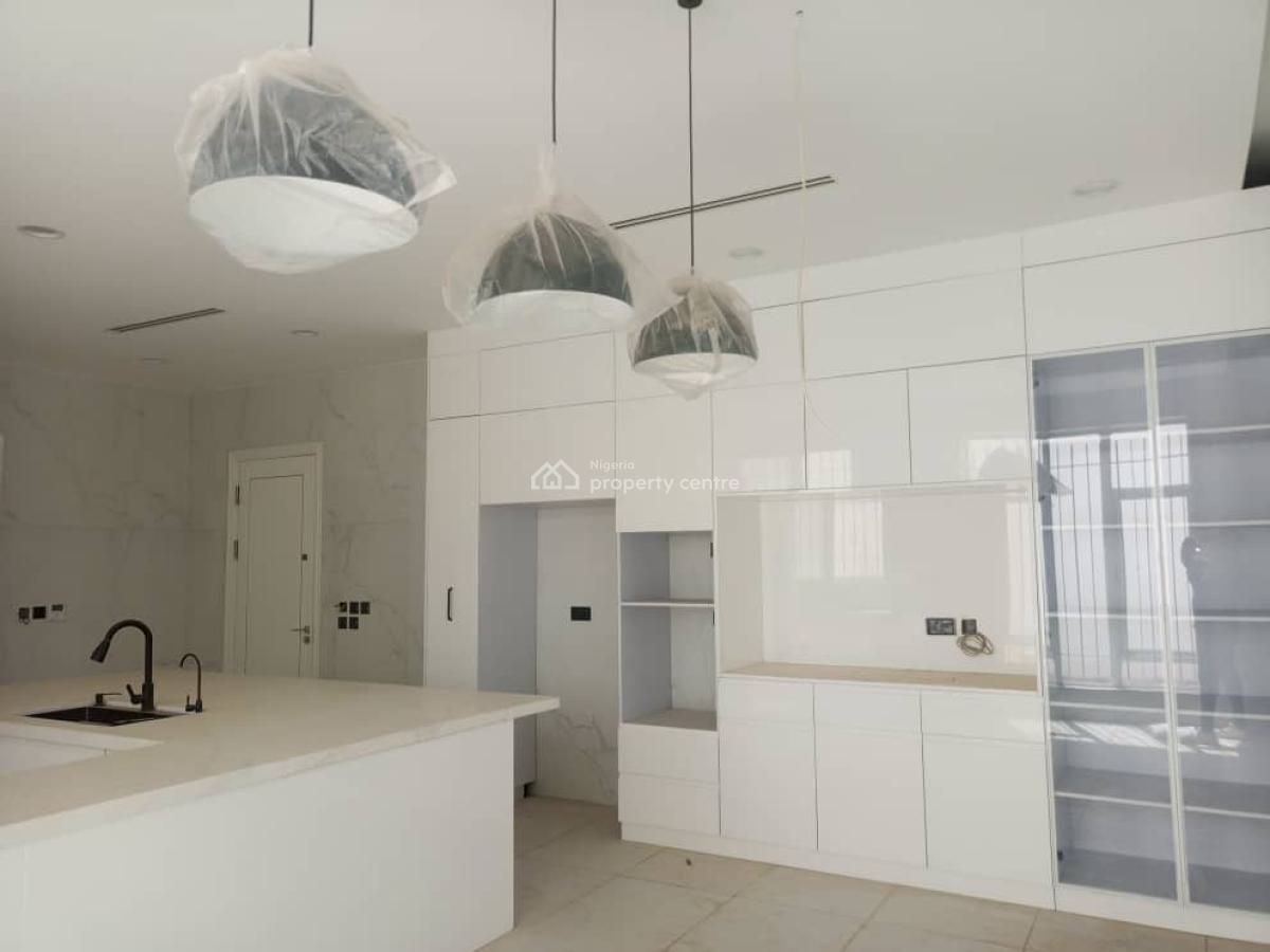 6 Bedroom Fully Detached Mansion, Asokoro District, Abuja, Detached Duplex for Rent