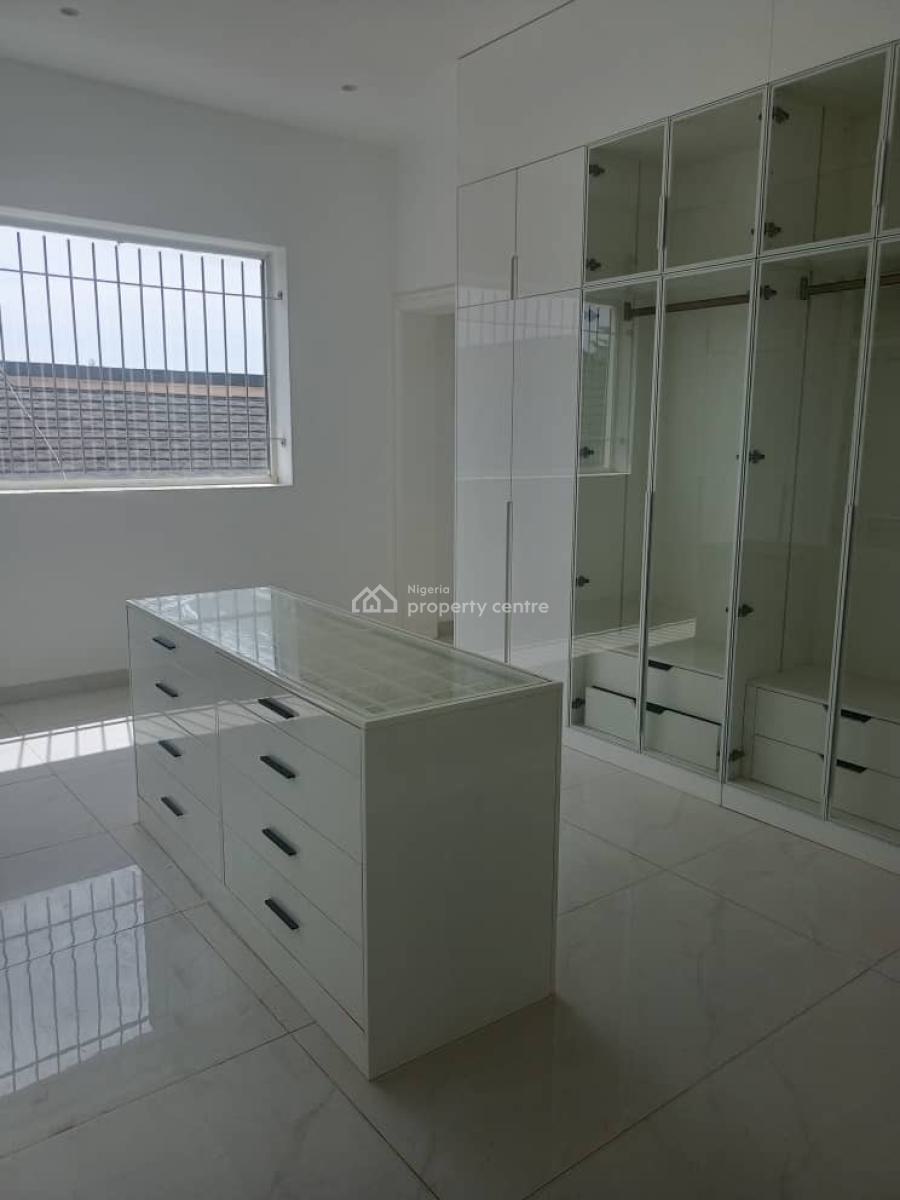 6 Bedroom Fully Detached Mansion, Asokoro District, Abuja, Detached Duplex for Rent