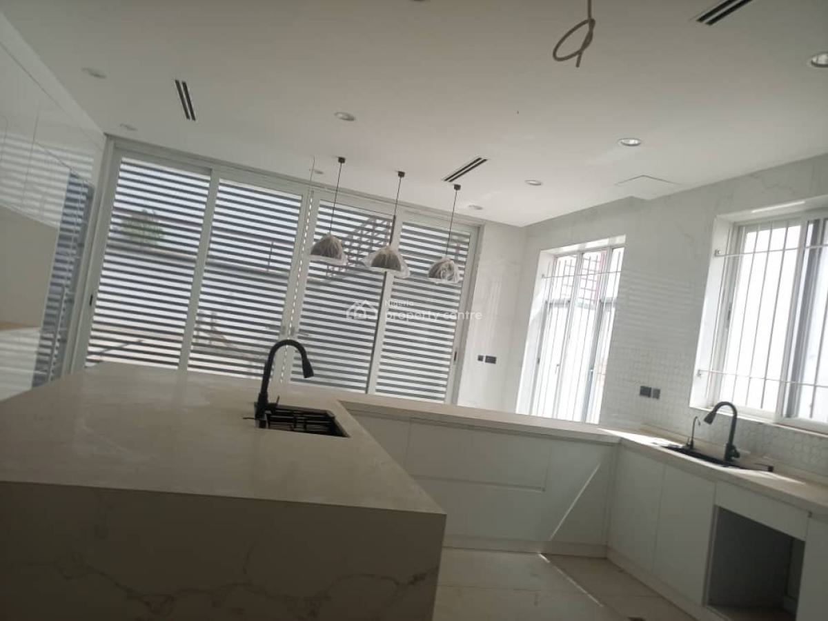 6 Bedroom Fully Detached Mansion, Asokoro District, Abuja, Detached Duplex for Rent