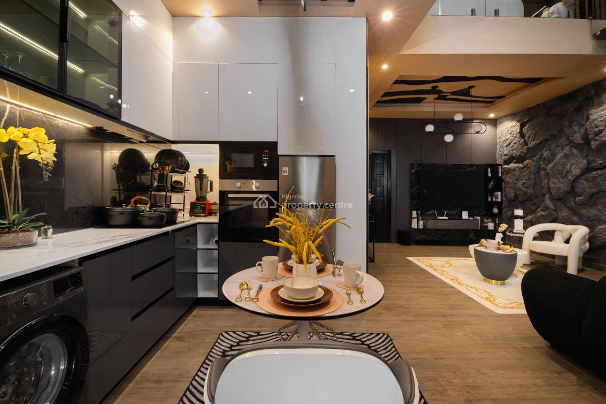 Luxurious 1 Bedroom Loft  with Ps5 and Pool, Lekki Phase 1, Lekki, Lagos, Mini Flat (room and Parlour) Short Let