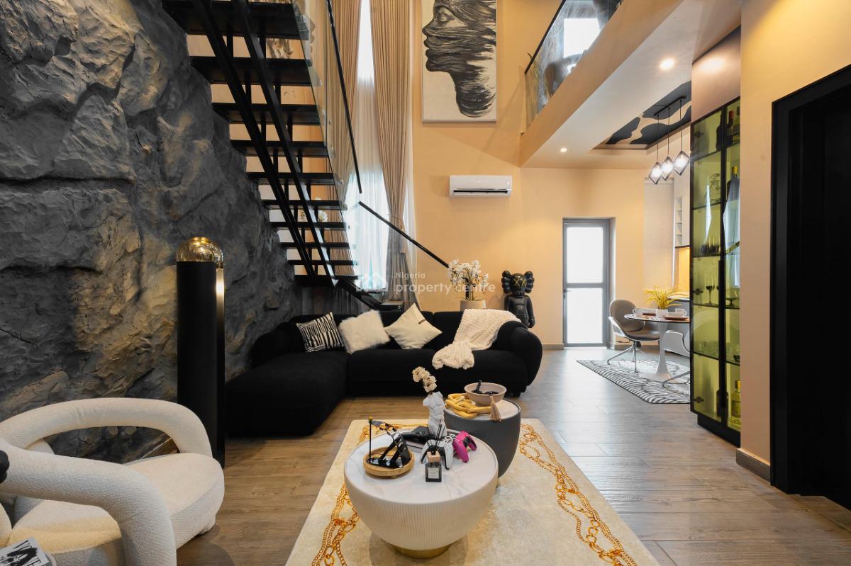 Luxurious 1 Bedroom Loft  with Ps5 and Pool, Lekki Phase 1, Lekki, Lagos, Mini Flat (room and Parlour) Short Let