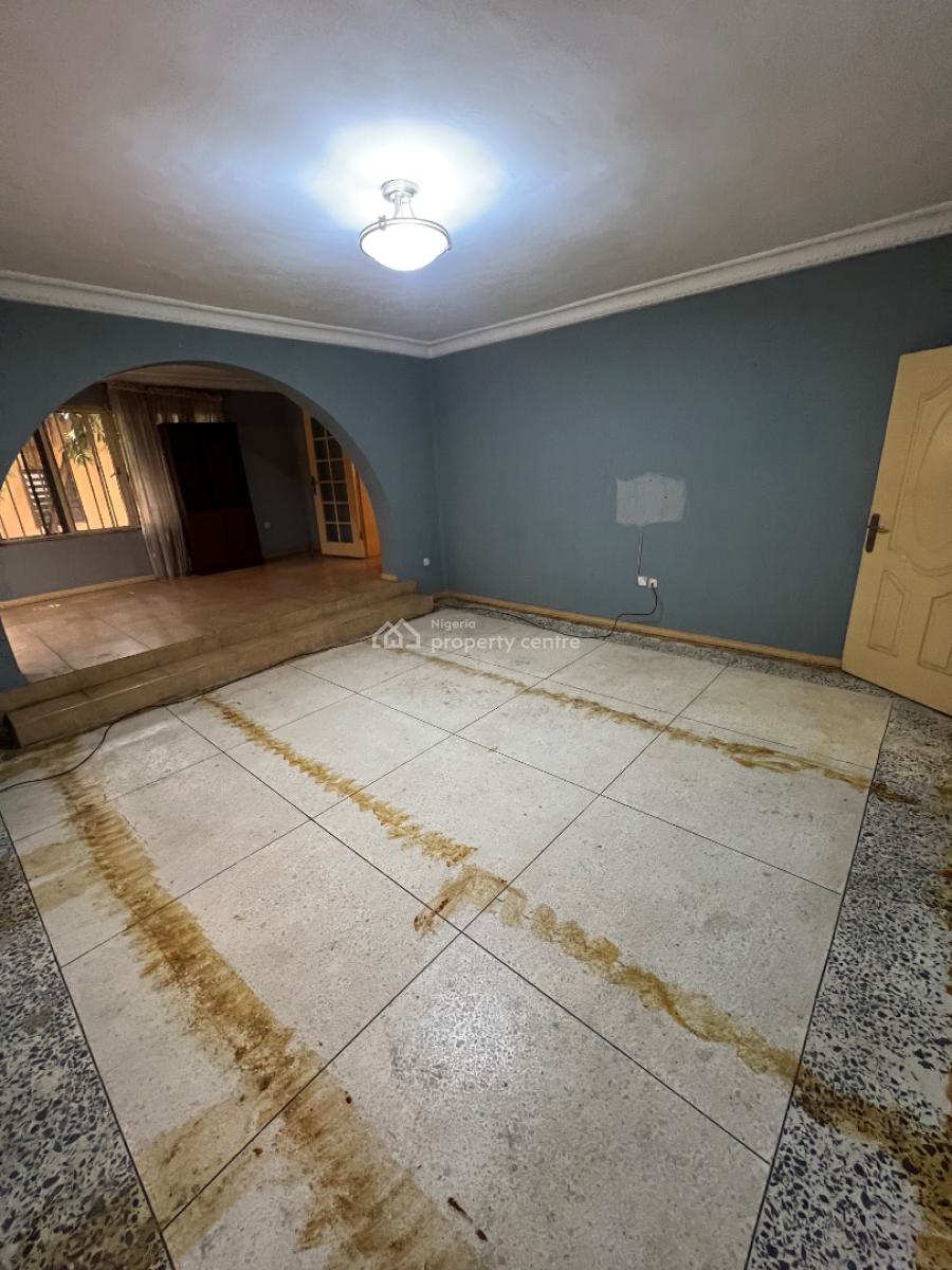 Super-clean and Cozy 5-bedroom Semi-detached Duplex with 2-bedroom Bq, Lekki Phase 1, Lekki, Lagos, House for Rent