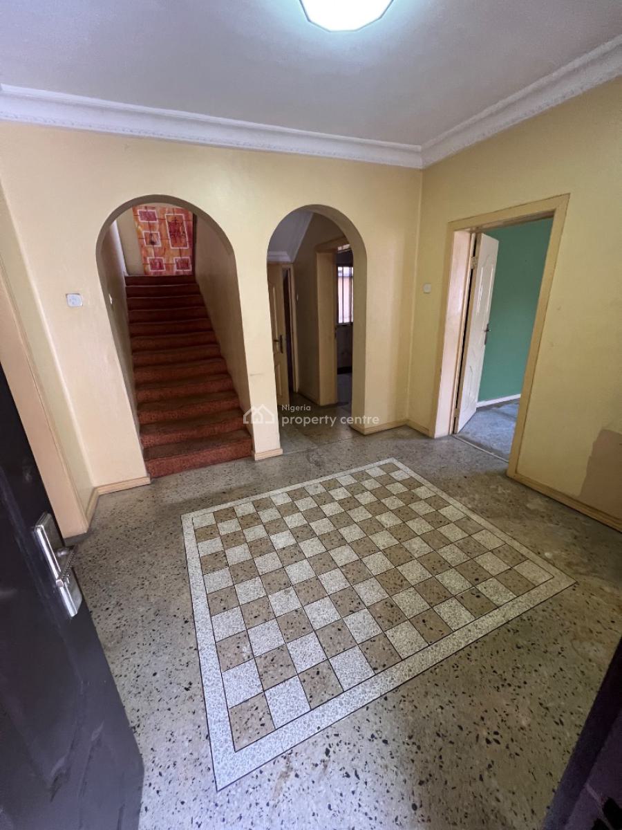 Super-clean and Cozy 5-bedroom Semi-detached Duplex with 2-bedroom Bq, Lekki Phase 1, Lekki, Lagos, House for Rent