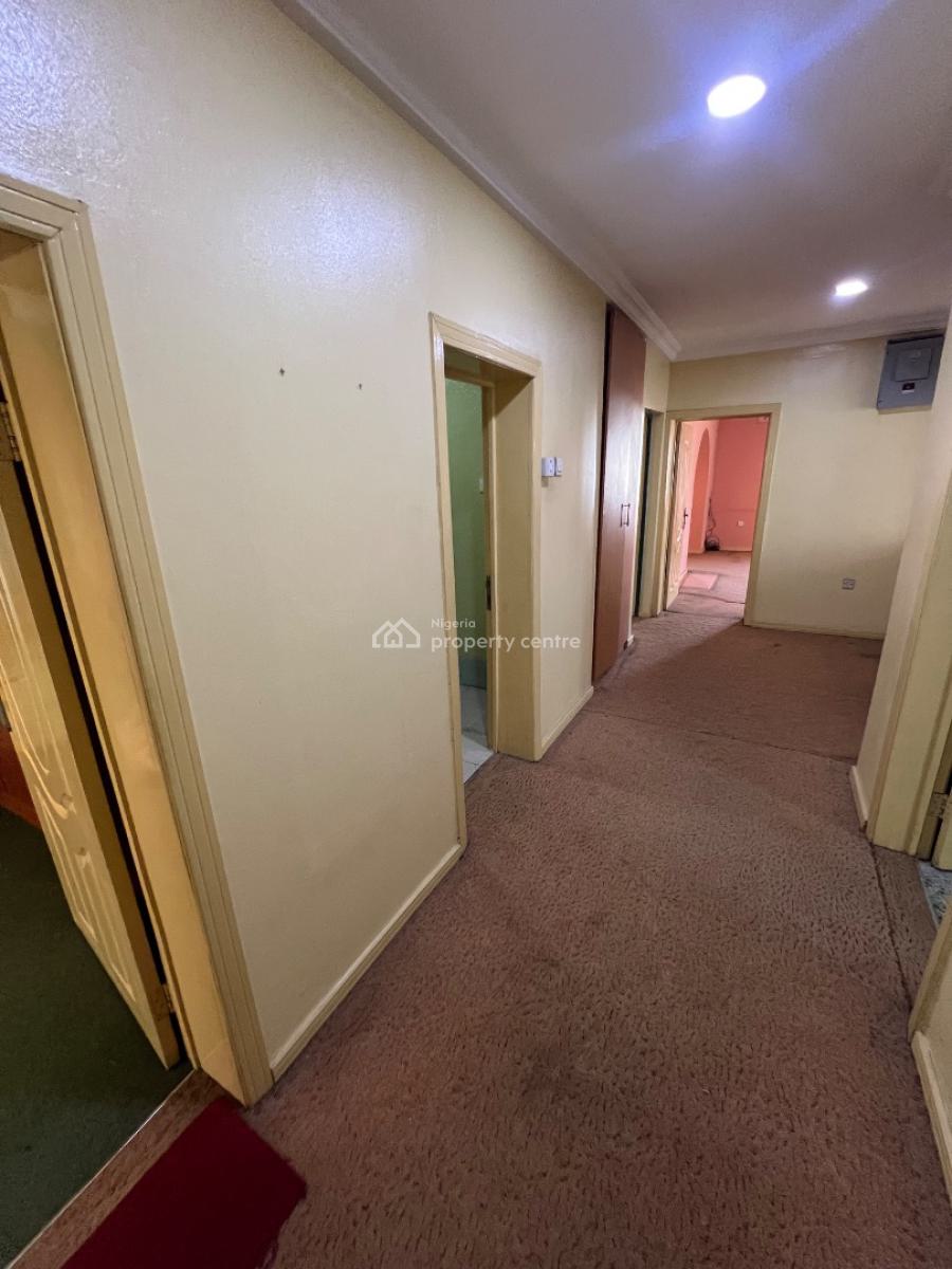 Super-clean and Cozy 5-bedroom Semi-detached Duplex with 2-bedroom Bq, Lekki Phase 1, Lekki, Lagos, House for Rent