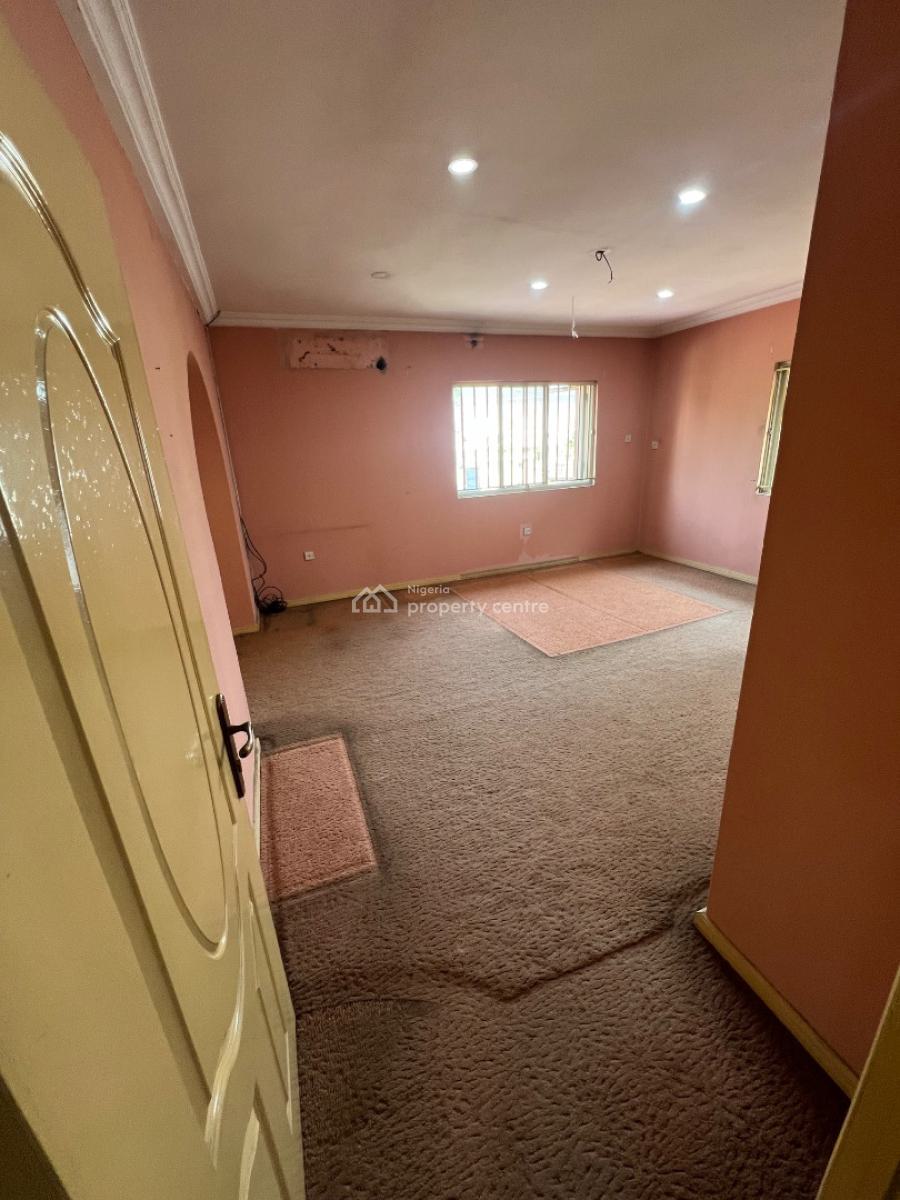 Super-clean and Cozy 5-bedroom Semi-detached Duplex with 2-bedroom Bq, Lekki Phase 1, Lekki, Lagos, House for Rent