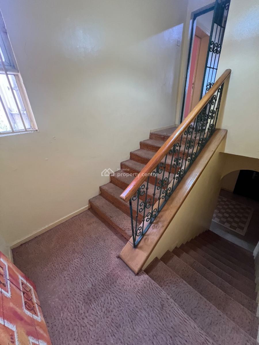 Super-clean and Cozy 5-bedroom Semi-detached Duplex with 2-bedroom Bq, Lekki Phase 1, Lekki, Lagos, House for Rent