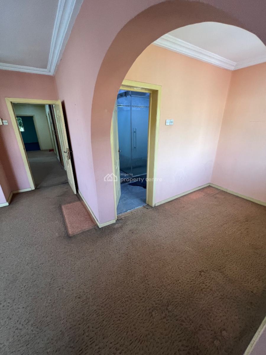 Super-clean and Cozy 5-bedroom Semi-detached Duplex with 2-bedroom Bq, Lekki Phase 1, Lekki, Lagos, House for Rent